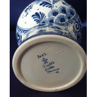 Dekselvaas. Delft Gouda Holland